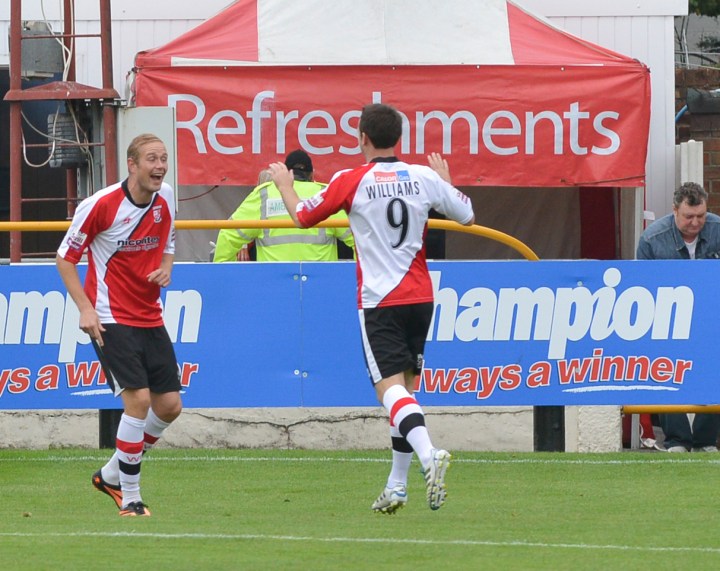Woking and Southport play out a 1-1 draw last season